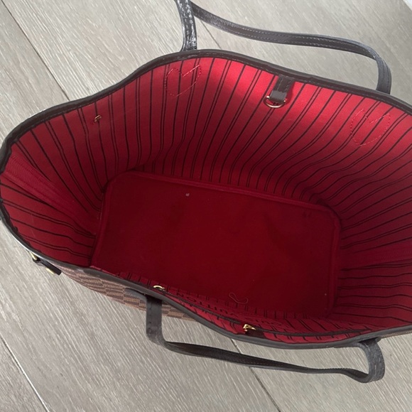 Louis Vuitton Purse - Brown - Picture 2 of 6